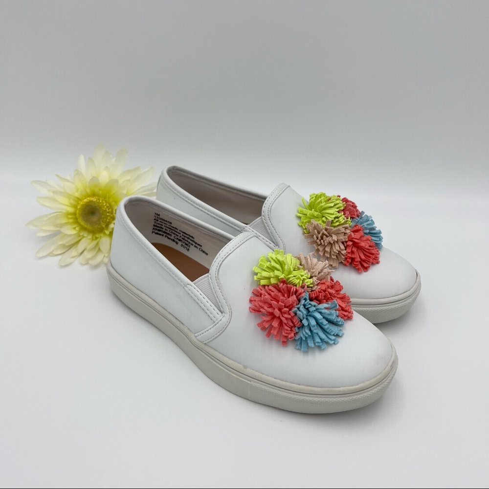 Tucker + Tate pompom shoes White Size 1